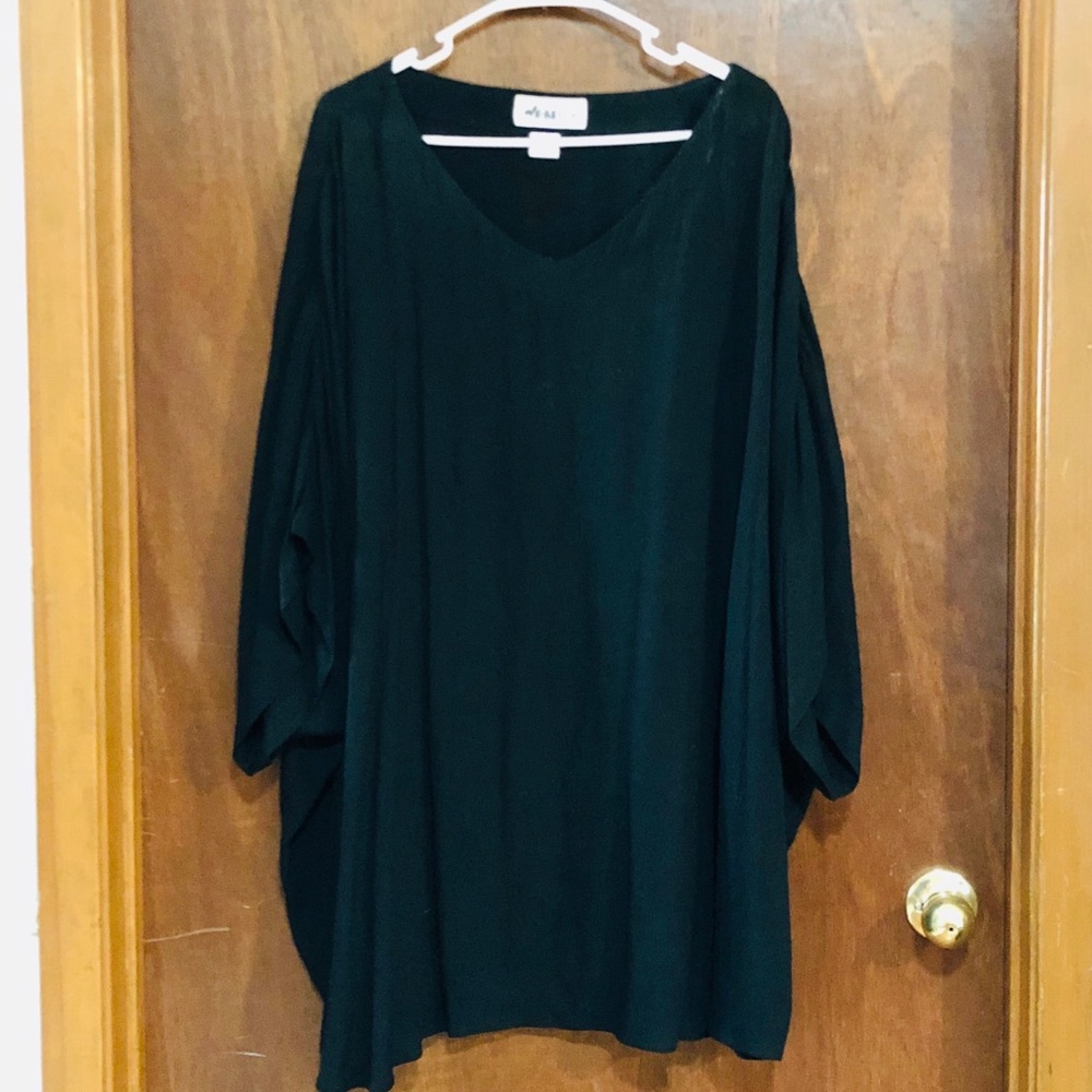 Plus size 5X black 100% rayon crinkle tunic